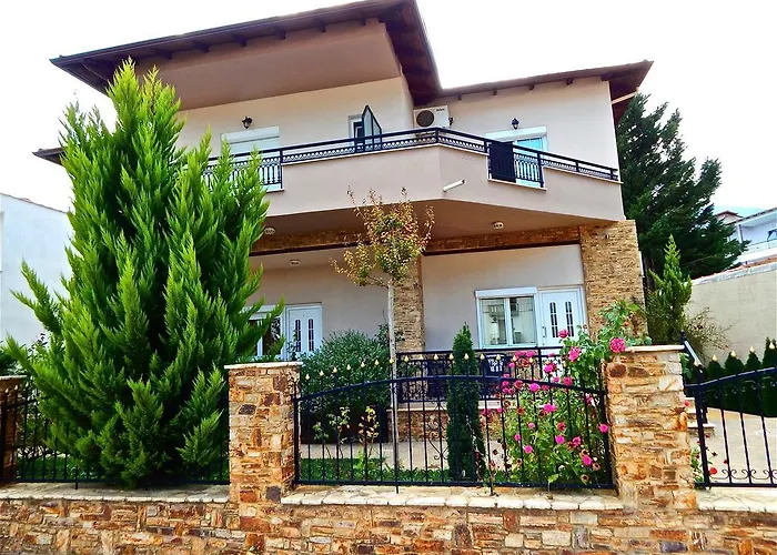 Panorama And 크리시 아모우디아